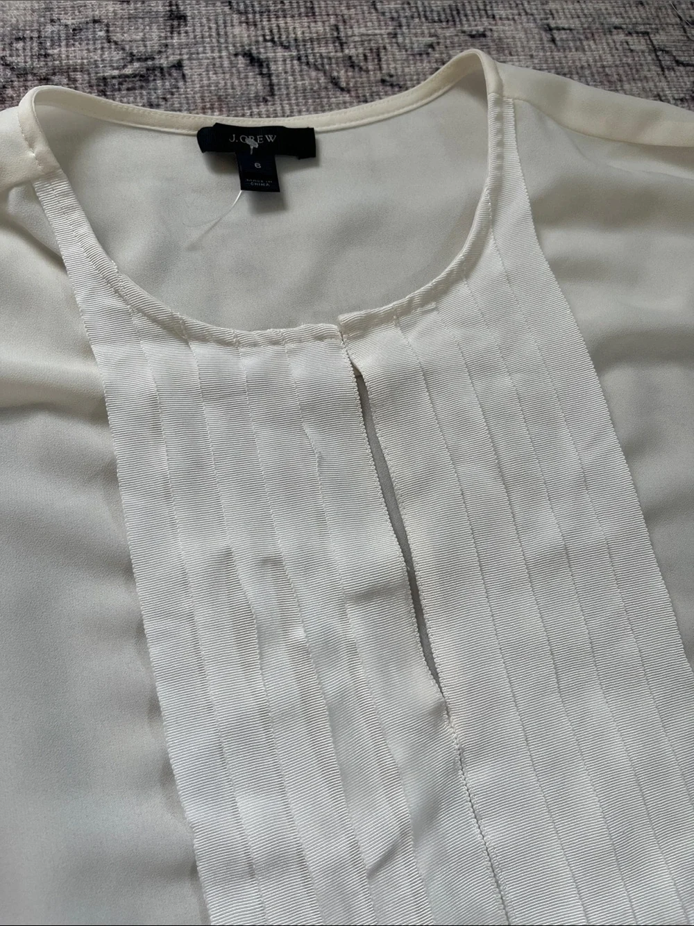 J.crew ivory ribbon front tuxedo short sleeved blouse - size 6